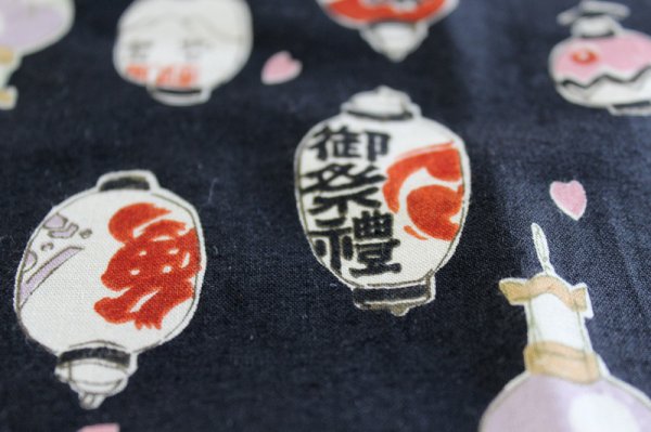 画像3: 鯉口シャツ（大人・男女兼用）黒地に提灯】 (3)