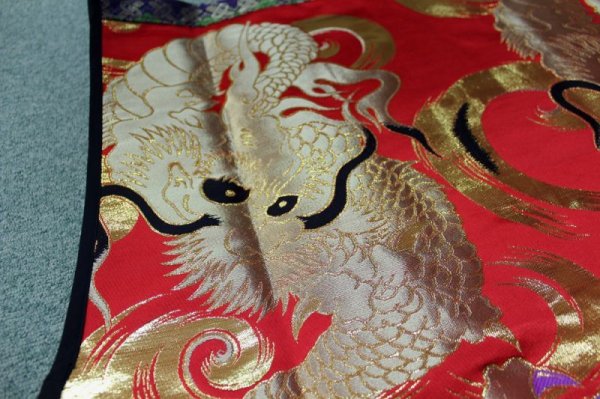 画像4: 大人用　金襴陣羽織【龍の赤系】 (4)