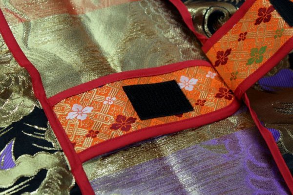 画像4: 大人用　金襴陣羽織【黒地に龍】 (4)