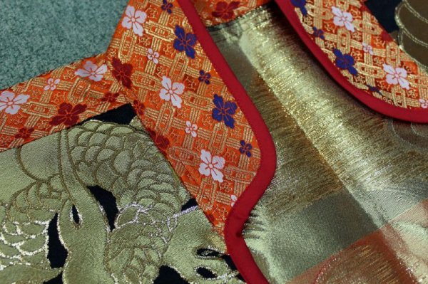 画像3: 大人用　金襴陣羽織【黒地に龍】 (3)