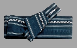 袴下着物⭐️黒⭐️新品難あり！ 赤黒啓蟄（けいちつ）｜ 福岡 | 袴レンタル